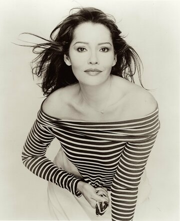 Barbara Carrera