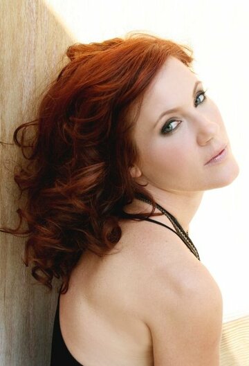 Elisa Donovan