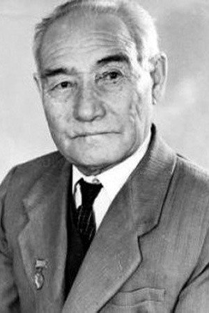 Елюбай Умурзаков