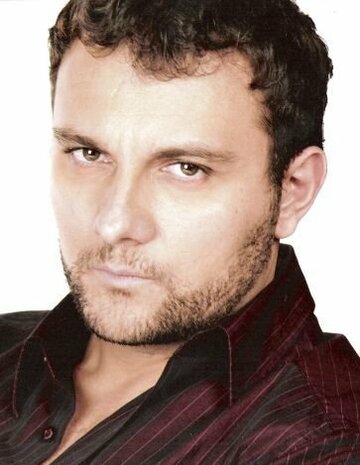 Stelio Savante