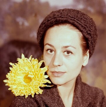 Annie Girardot
