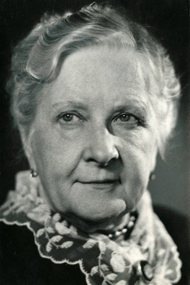 Yelena Shatrova