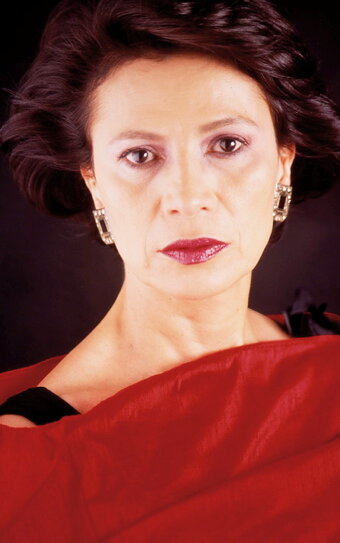 Patricia Reyes Spíndola