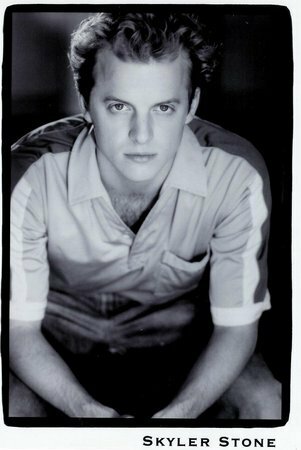 Скайлер Стоун