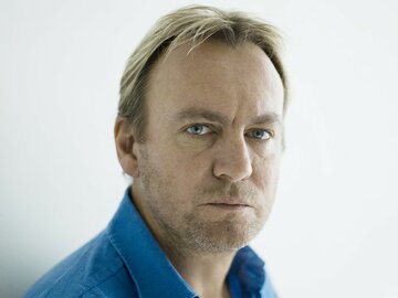 Philip Glenister