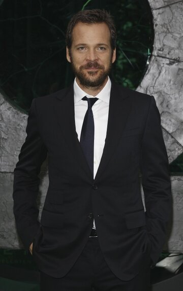 Питер Сарсгаард