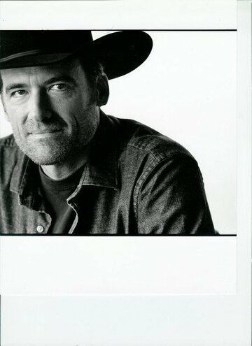 Bruce Thomas
