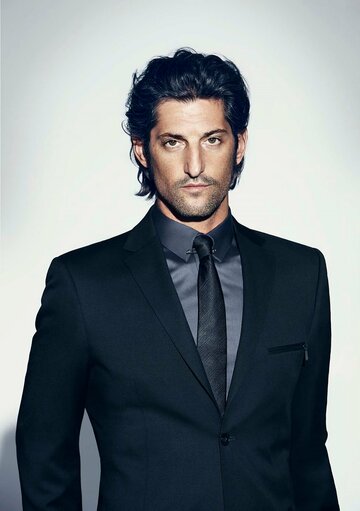 Tony Ward