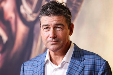 Kyle Chandler