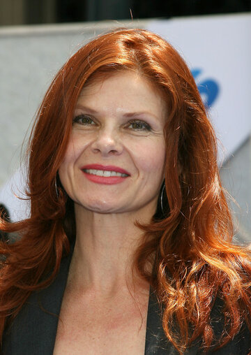 Lolita Davidovich