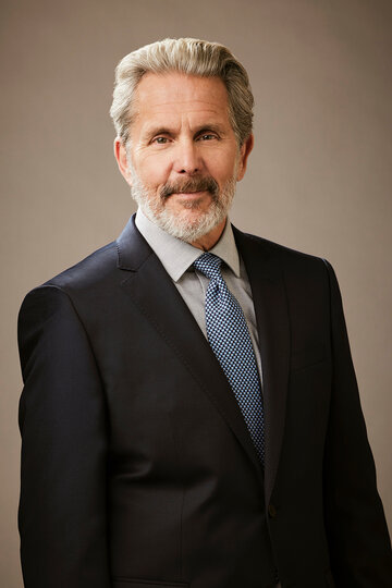 Gary Cole