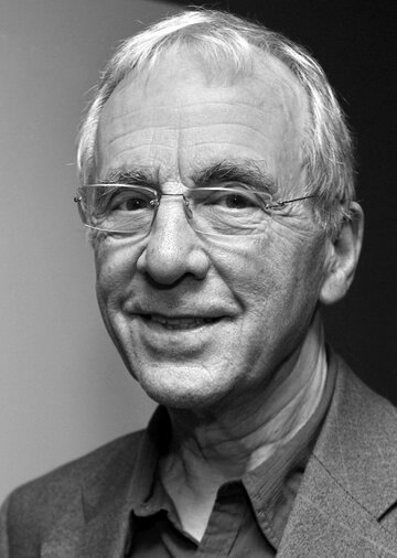 Andrew Sachs