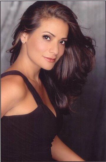 Constance Marie