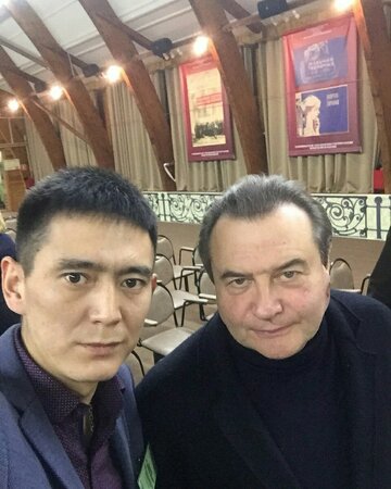 Артем Бурлов