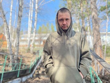 Александр Фролов