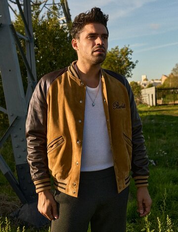 Sean Teale