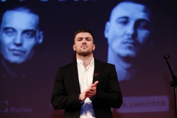 Андрей Зубов