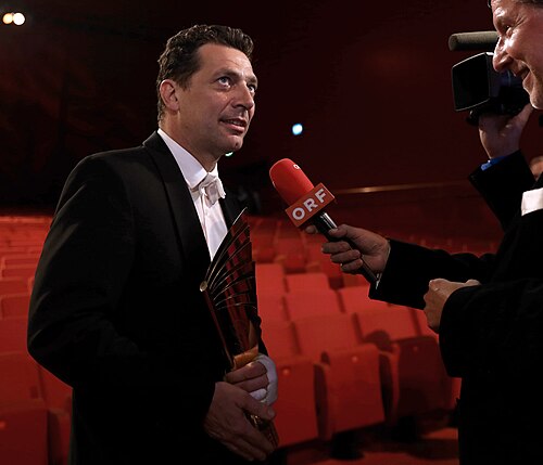 Gregor Bloéb