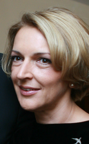 Лариса Синельщикова