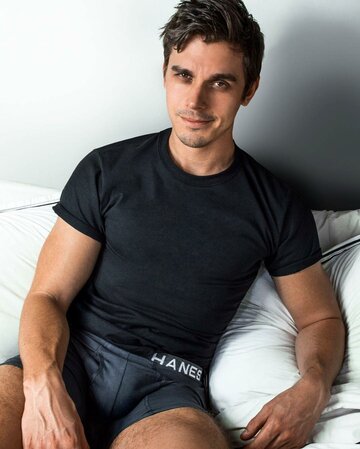Antoni Porowski