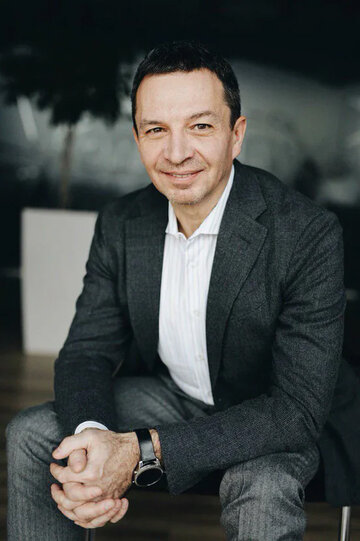 Олег Туманов