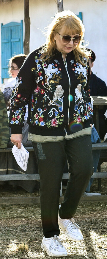 Елена Ляпичева