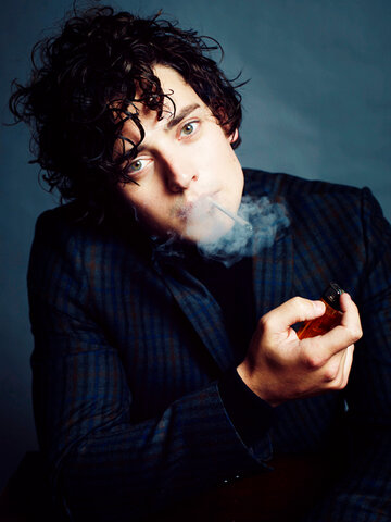 Aneurin Barnard